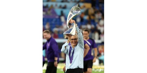 Den legendariske reisen til kvinnefotballtrener Sarina Wigman Den legendariske reisen til kvinnefotballtrener Sarina Wigman